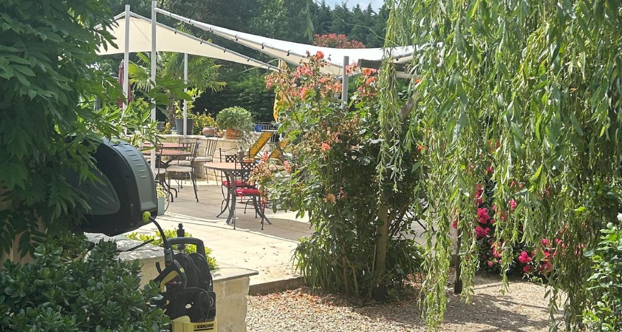 La Perle Rouge A Panazol Bed & Breakfast Luaran gambar